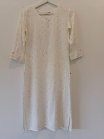 Ivory Embellished Straight Kurta